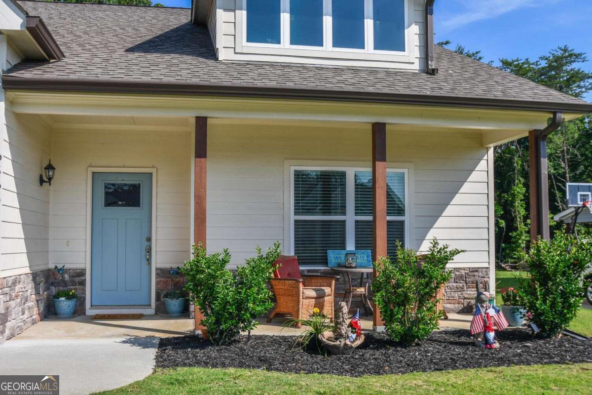 6365 Woodland Station DR