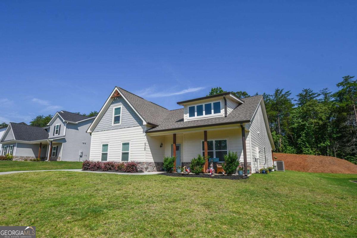 6365 Woodland Station DR