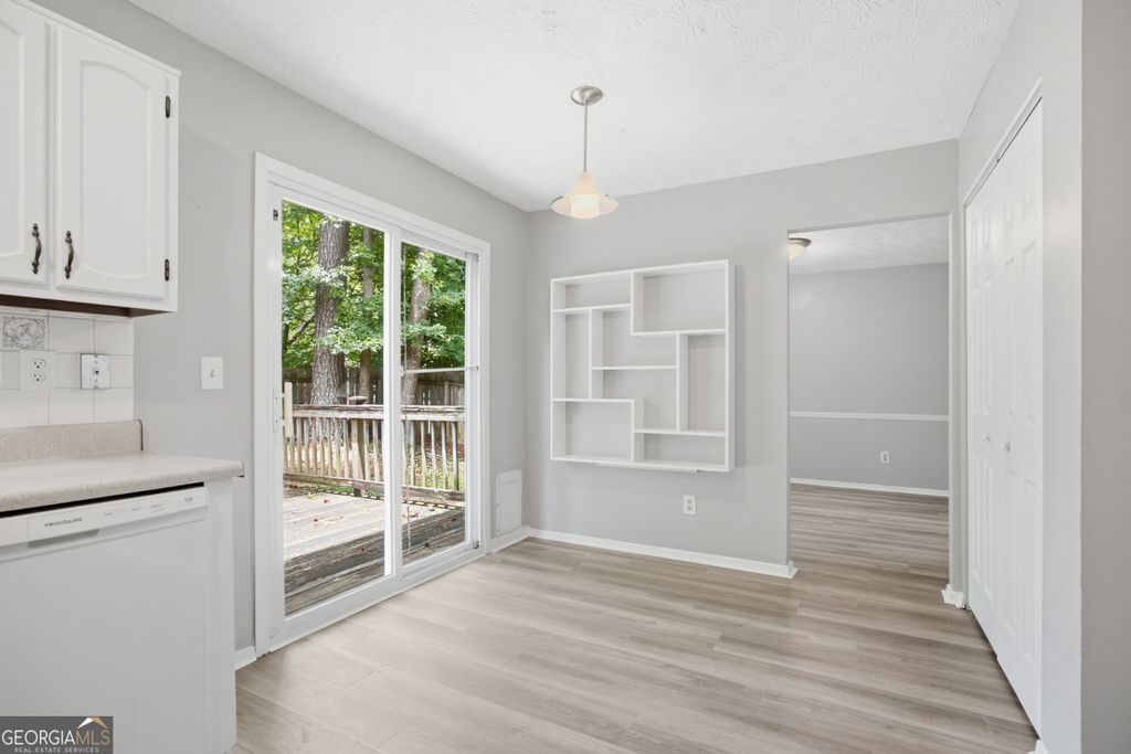 Photo of 11240 Rotherick Drive, Alpharetta, GA 30022 (MLS # 10787642)