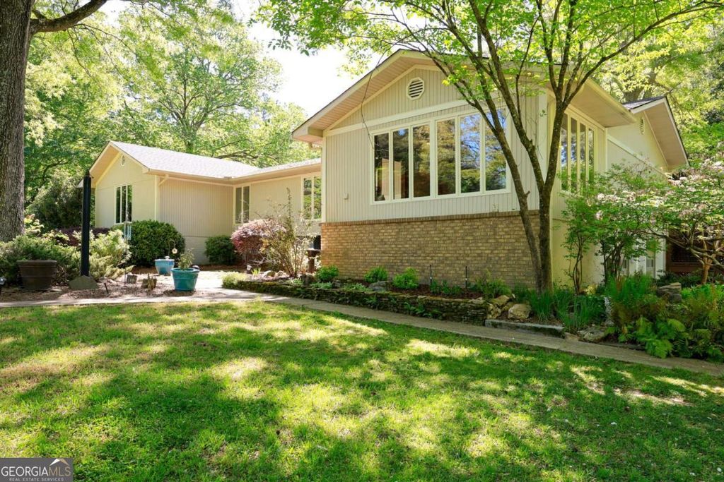 Photo of 8277 Buchanan Highway, Dallas, GA 30157 (MLS # 10736111)