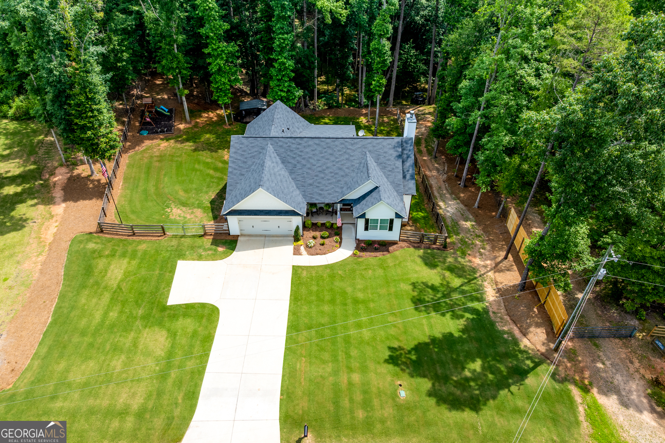 372 Mountain Creek DR