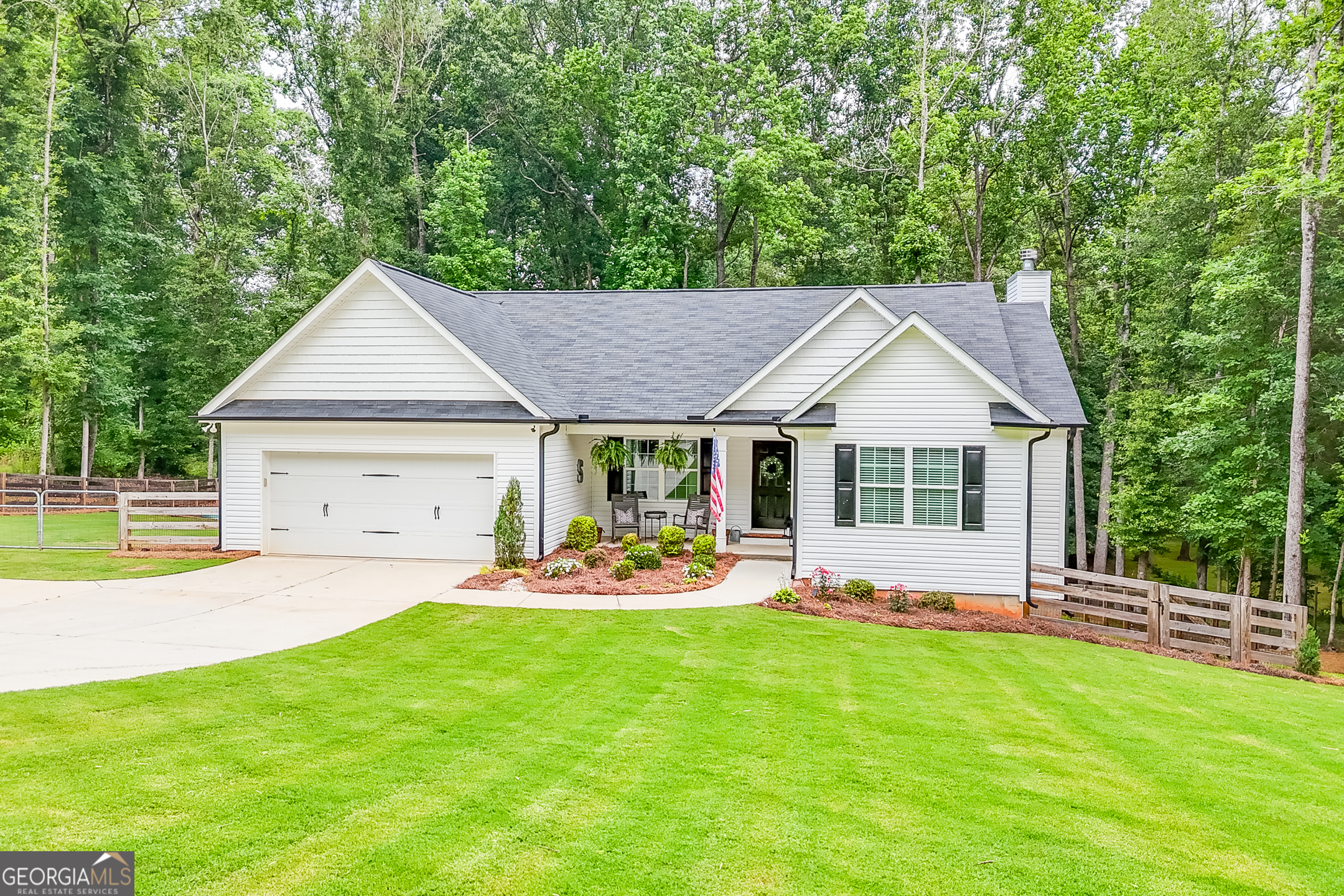 372 Mountain Creek DR