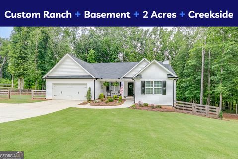 372 Mountain Creek DR Maysville GA 30558