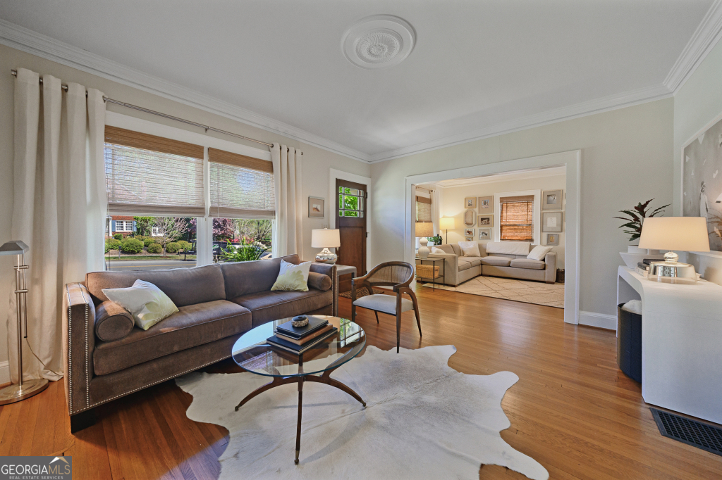 1258 N Morningside DR NE