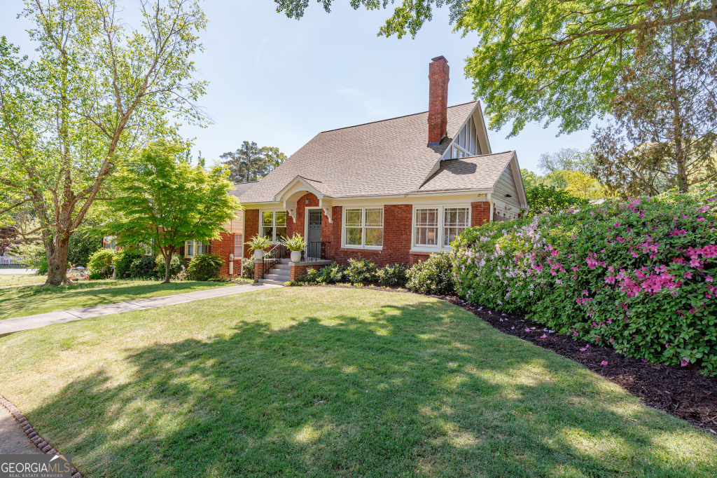 1258 N Morningside DR NE