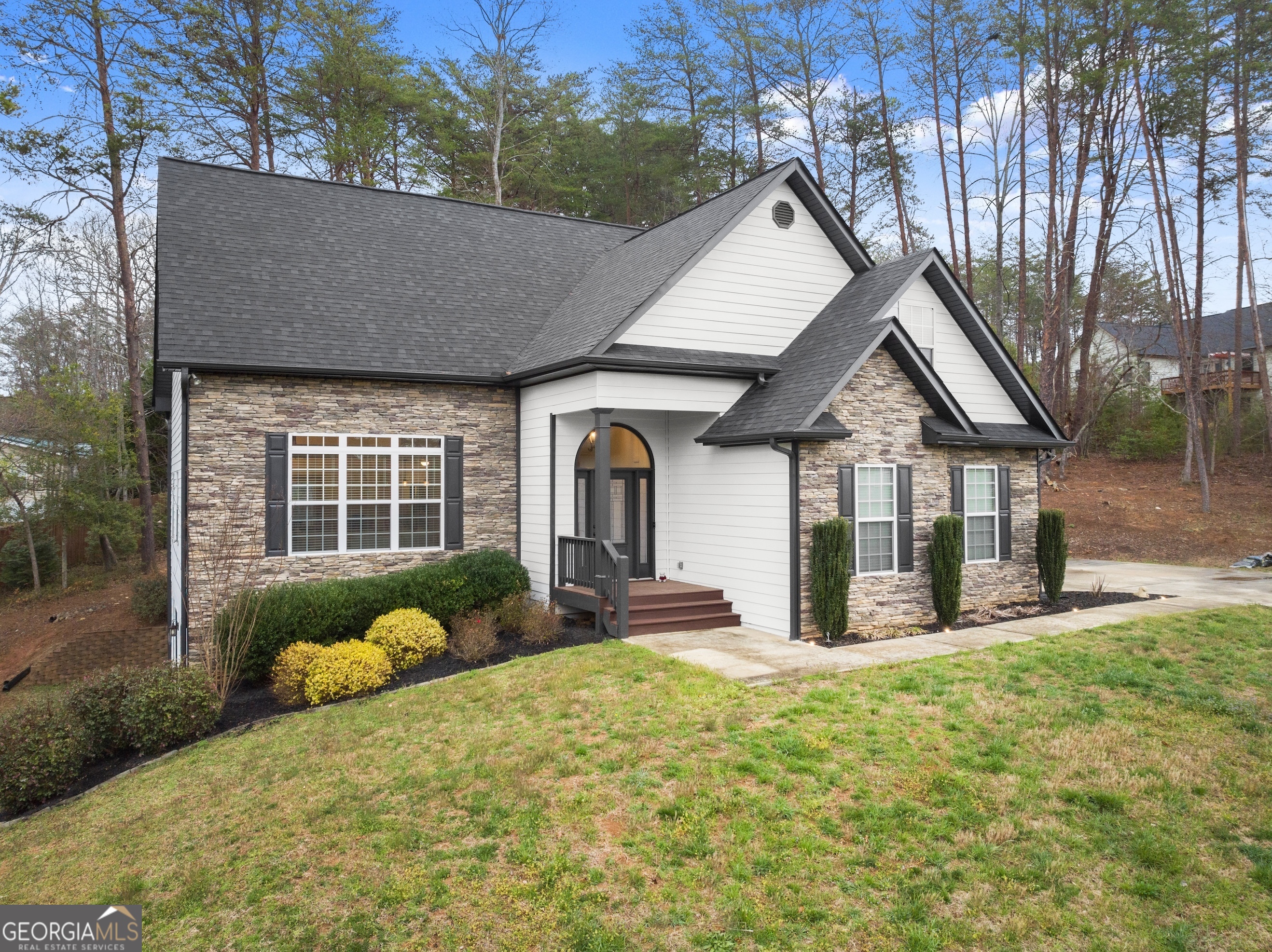 161 Wayward Winds DR