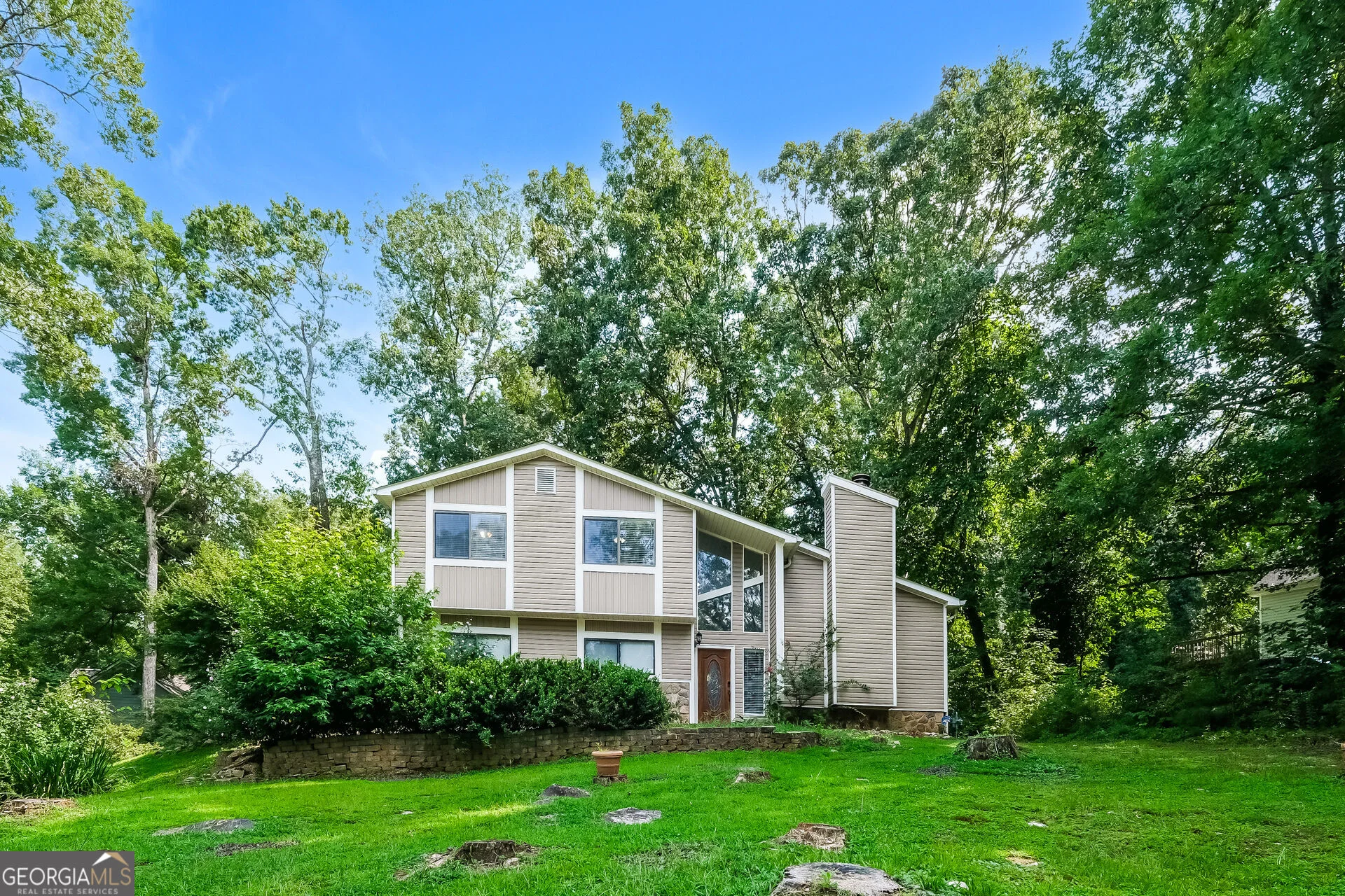 6629 Windwood Circle