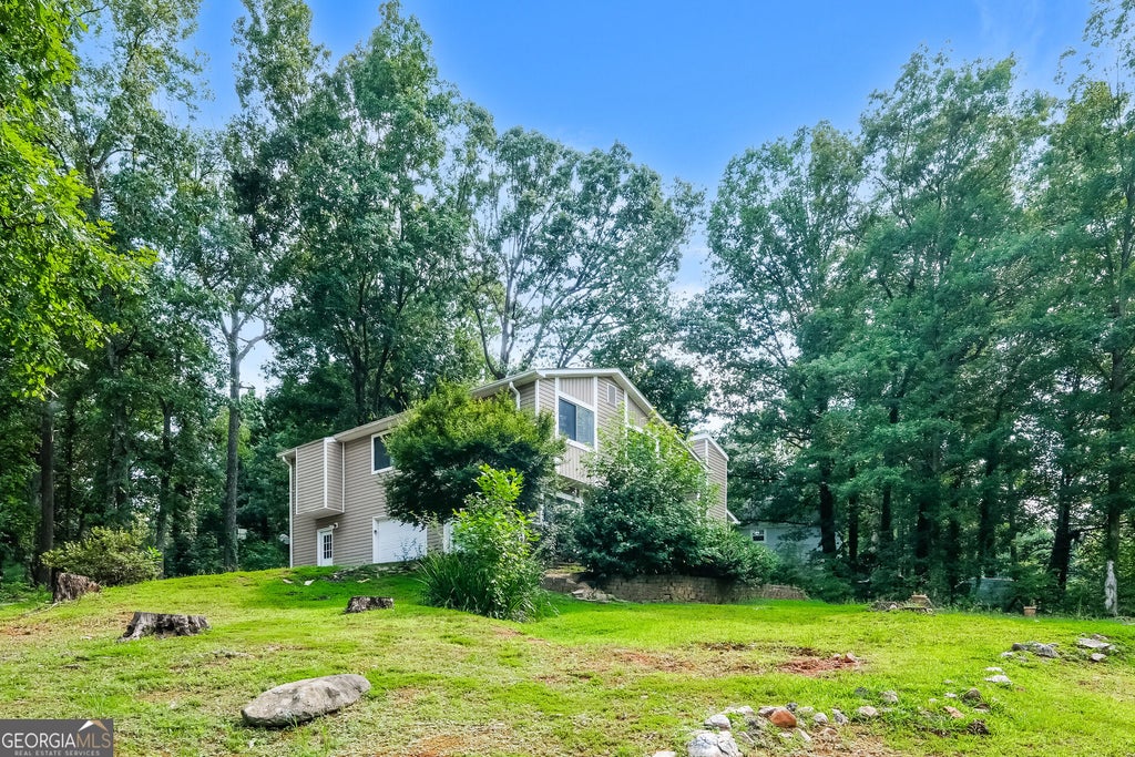 Photo of 6629 Windwood Circle, Douglasville, GA 30135 (MLS # 10834356)