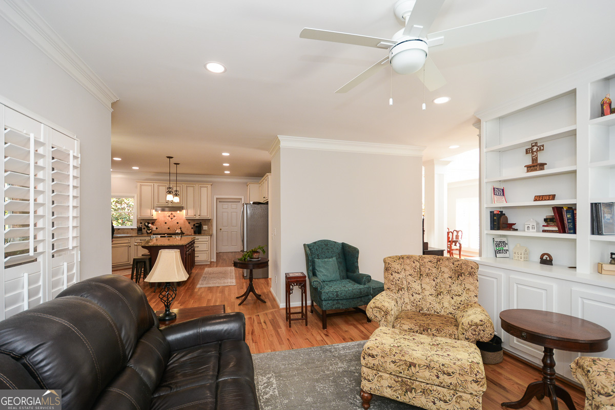 Woodstock, Georgia 30189, United States, 5 Bedrooms Bedrooms, ,4 BathroomsBathrooms,Residential,Pending,8984