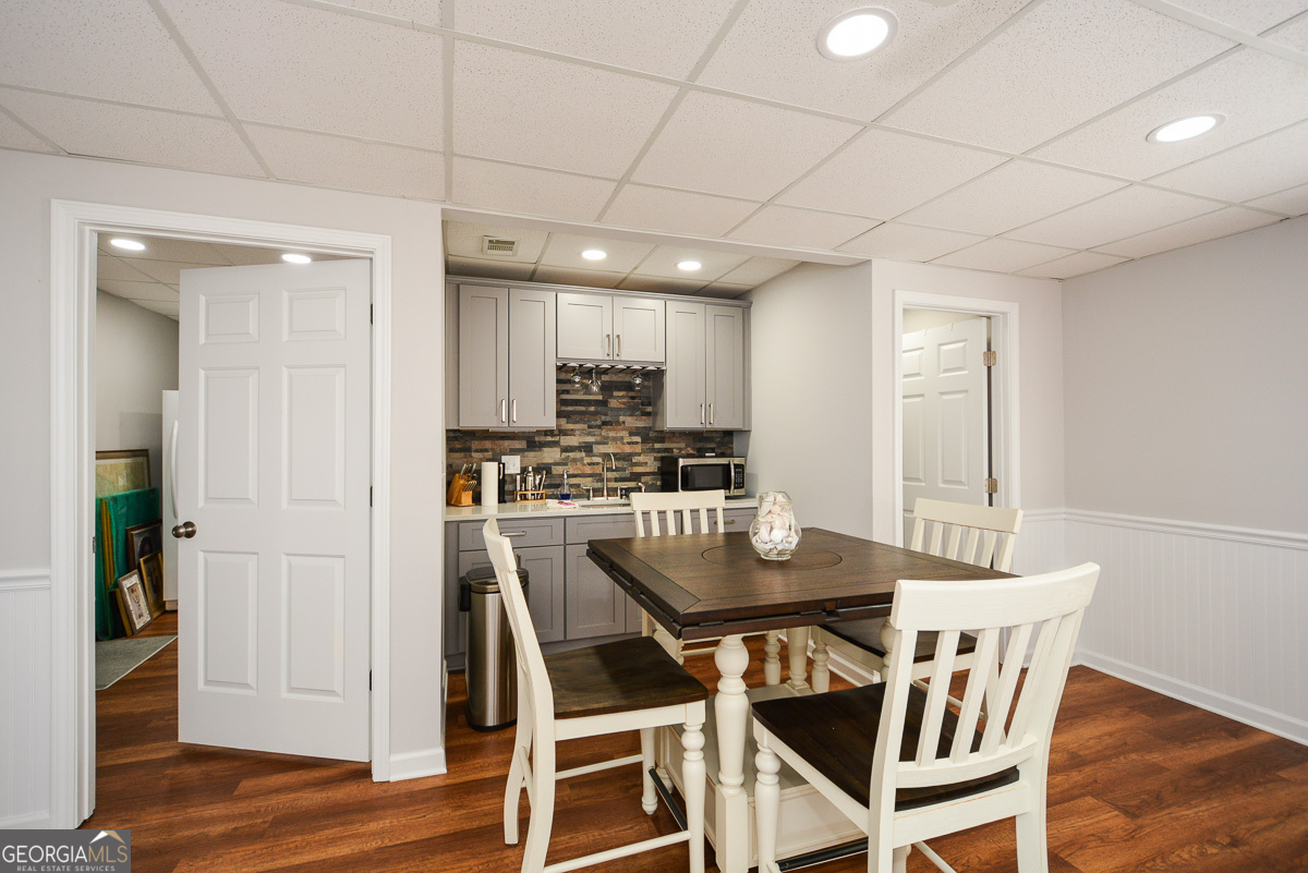 Woodstock, Georgia 30189, United States, 5 Bedrooms Bedrooms, ,4 BathroomsBathrooms,Residential,Pending,8984