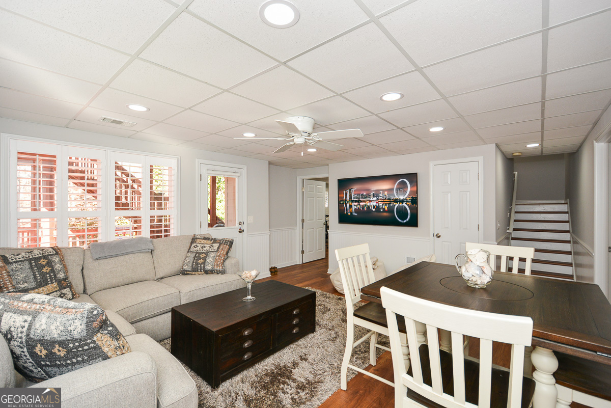 Woodstock, Georgia 30189, United States, 5 Bedrooms Bedrooms, ,4 BathroomsBathrooms,Residential,Pending,8984