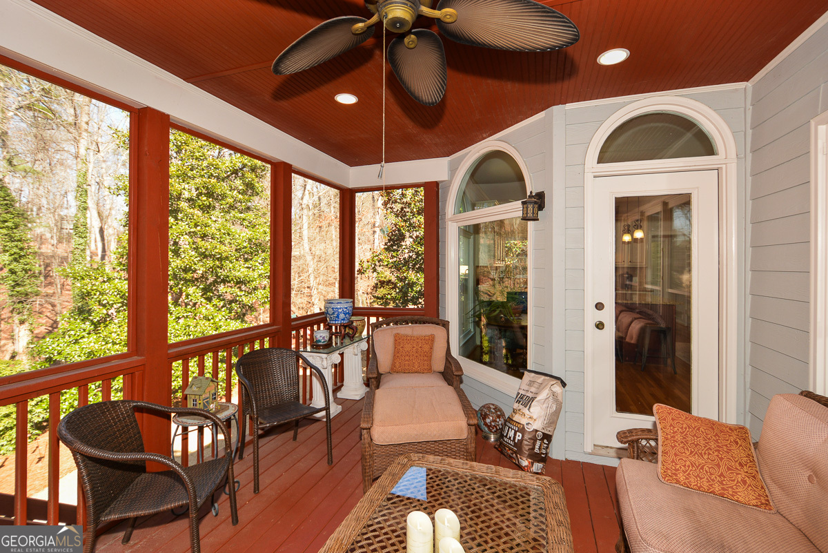 Woodstock, Georgia 30189, United States, 5 Bedrooms Bedrooms, ,4 BathroomsBathrooms,Residential,Pending,8984