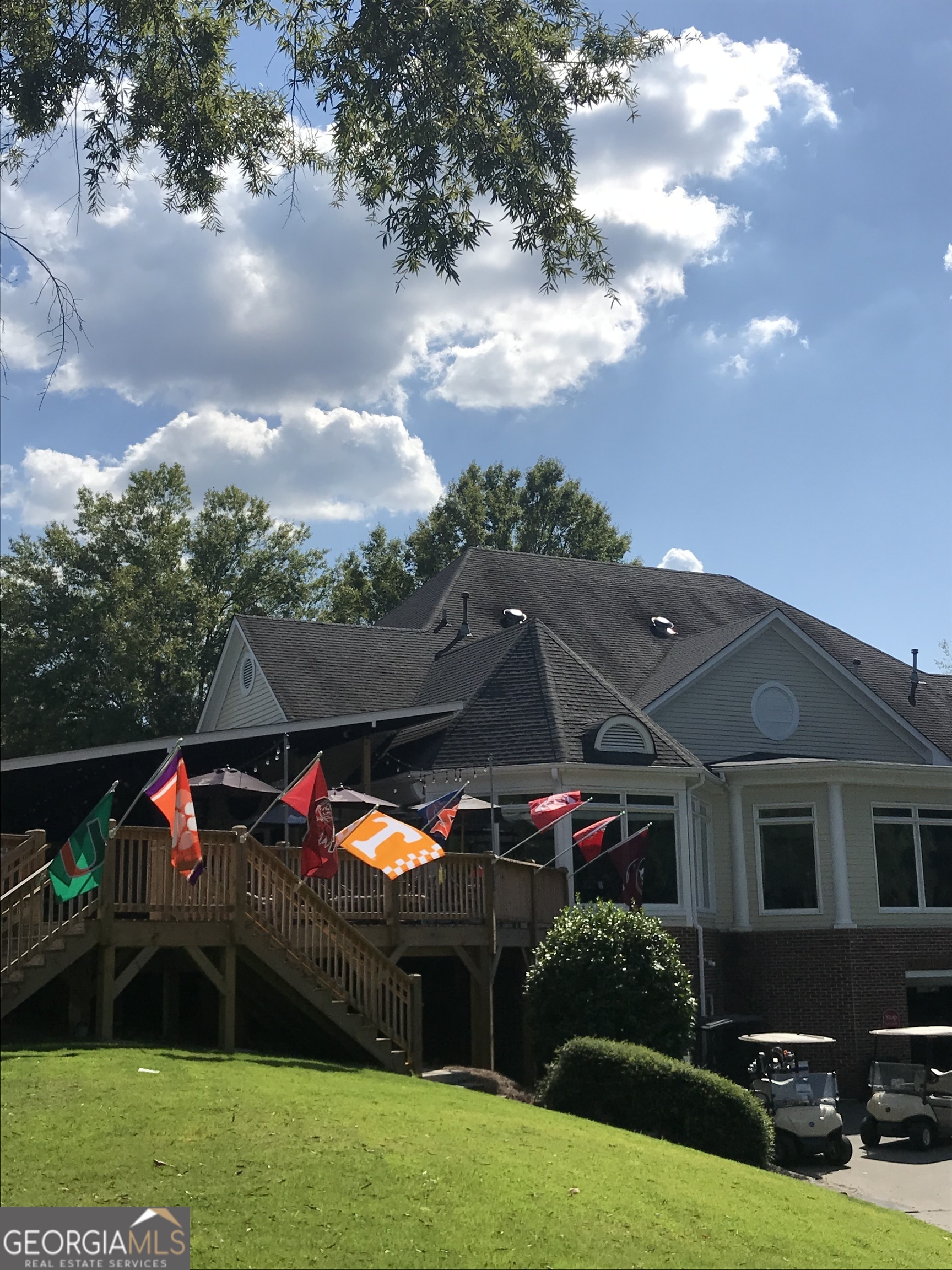 Woodstock, Georgia 30189, United States, 5 Bedrooms Bedrooms, ,4 BathroomsBathrooms,Residential,Pending,8984