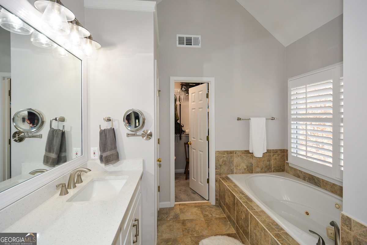 Woodstock, Georgia 30189, United States, 5 Bedrooms Bedrooms, ,4 BathroomsBathrooms,Residential,Pending,8984