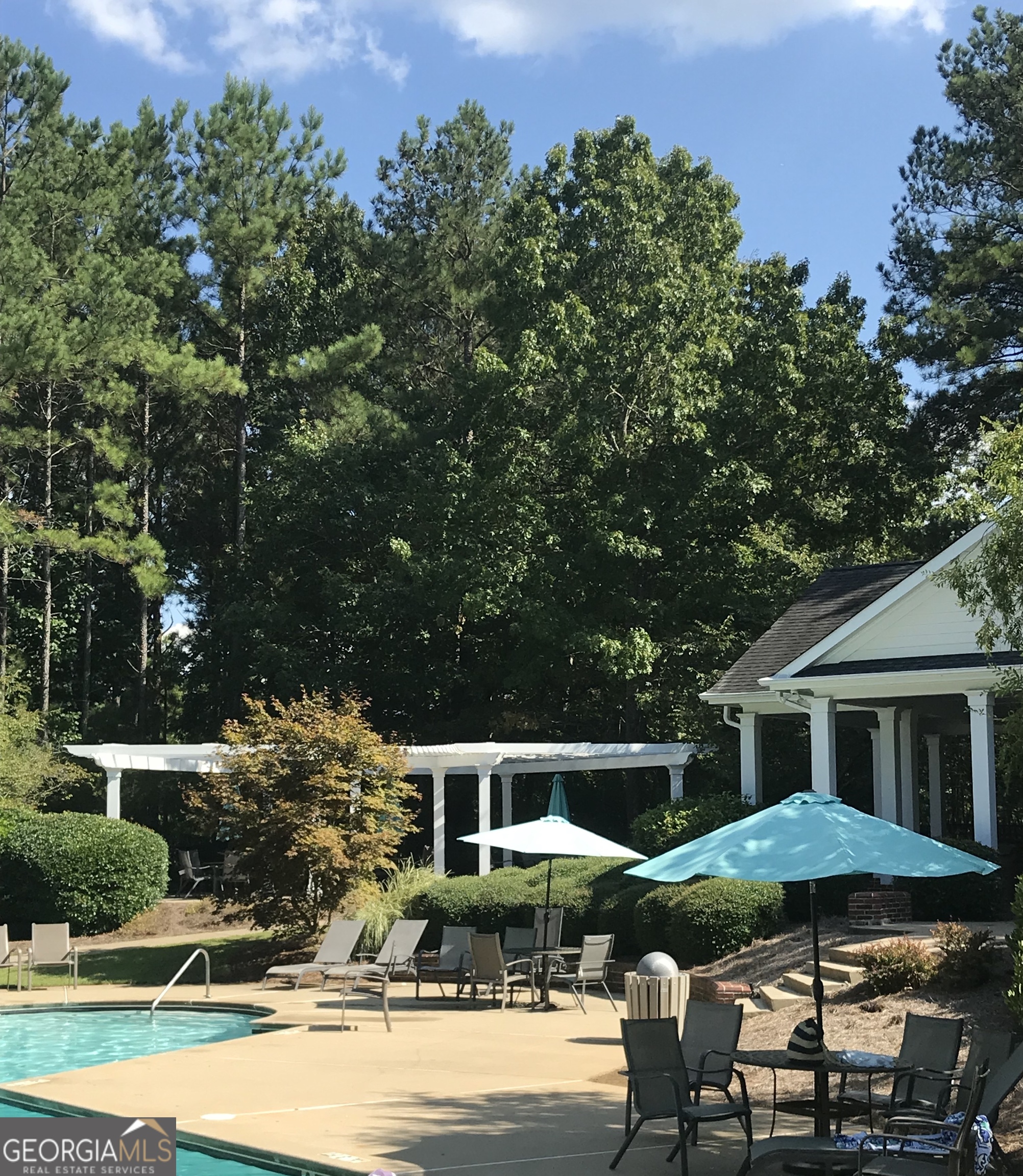 Woodstock, Georgia 30189, United States, 5 Bedrooms Bedrooms, ,4 BathroomsBathrooms,Residential,Pending,8984