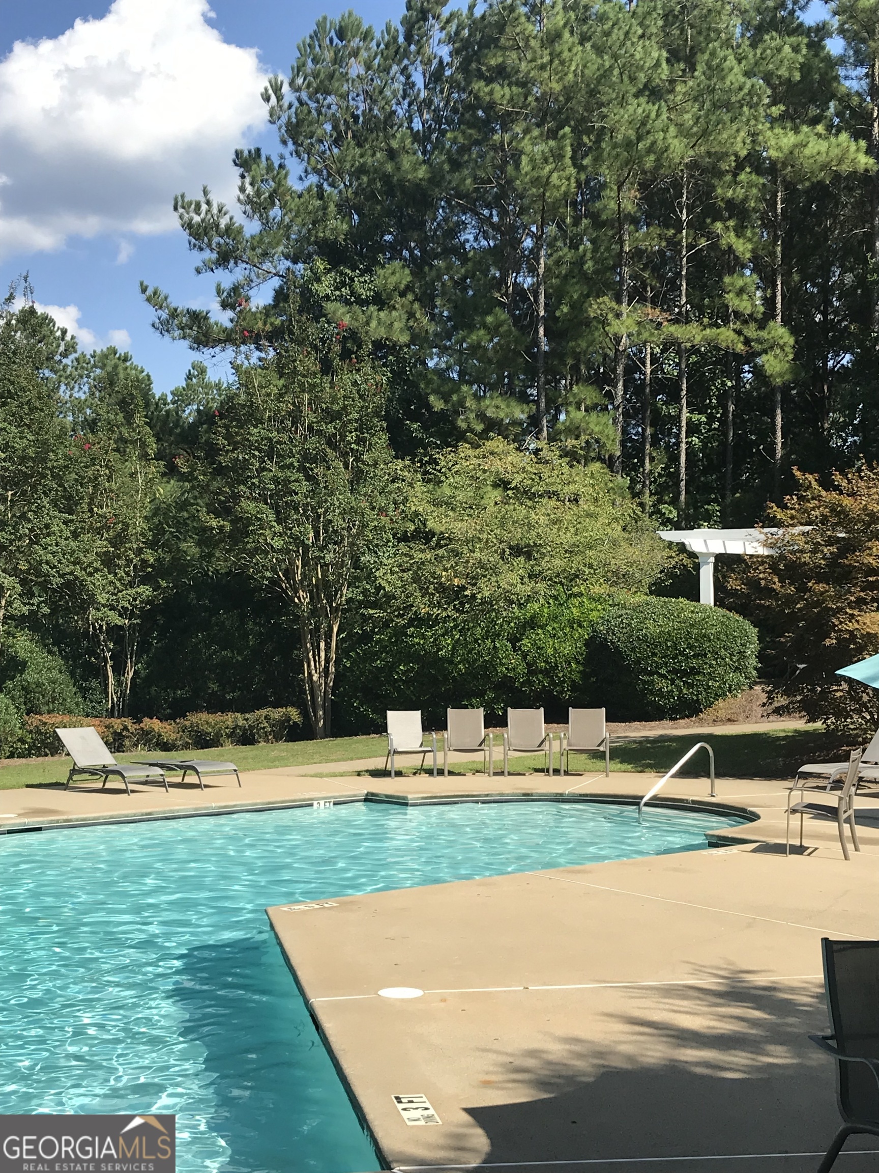 Woodstock, Georgia 30189, United States, 5 Bedrooms Bedrooms, ,4 BathroomsBathrooms,Residential,Pending,8984