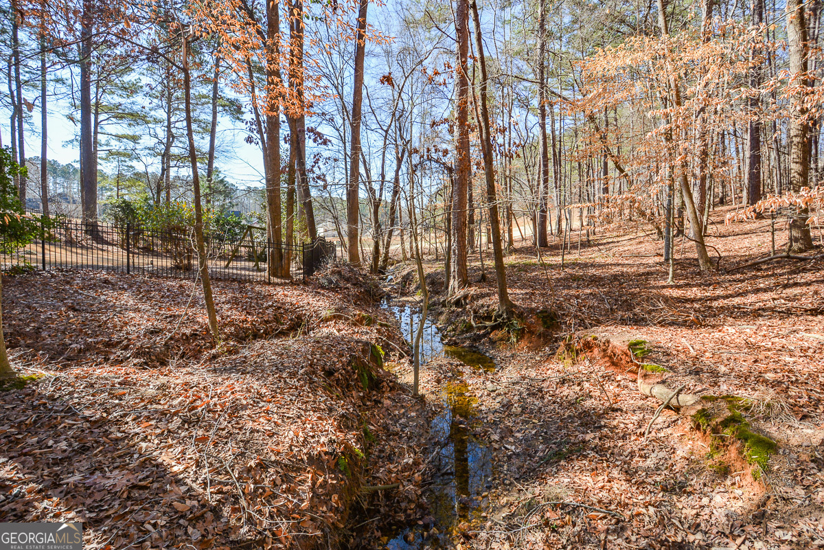 Woodstock, Georgia 30189, United States, 5 Bedrooms Bedrooms, ,4 BathroomsBathrooms,Residential,Pending,8984