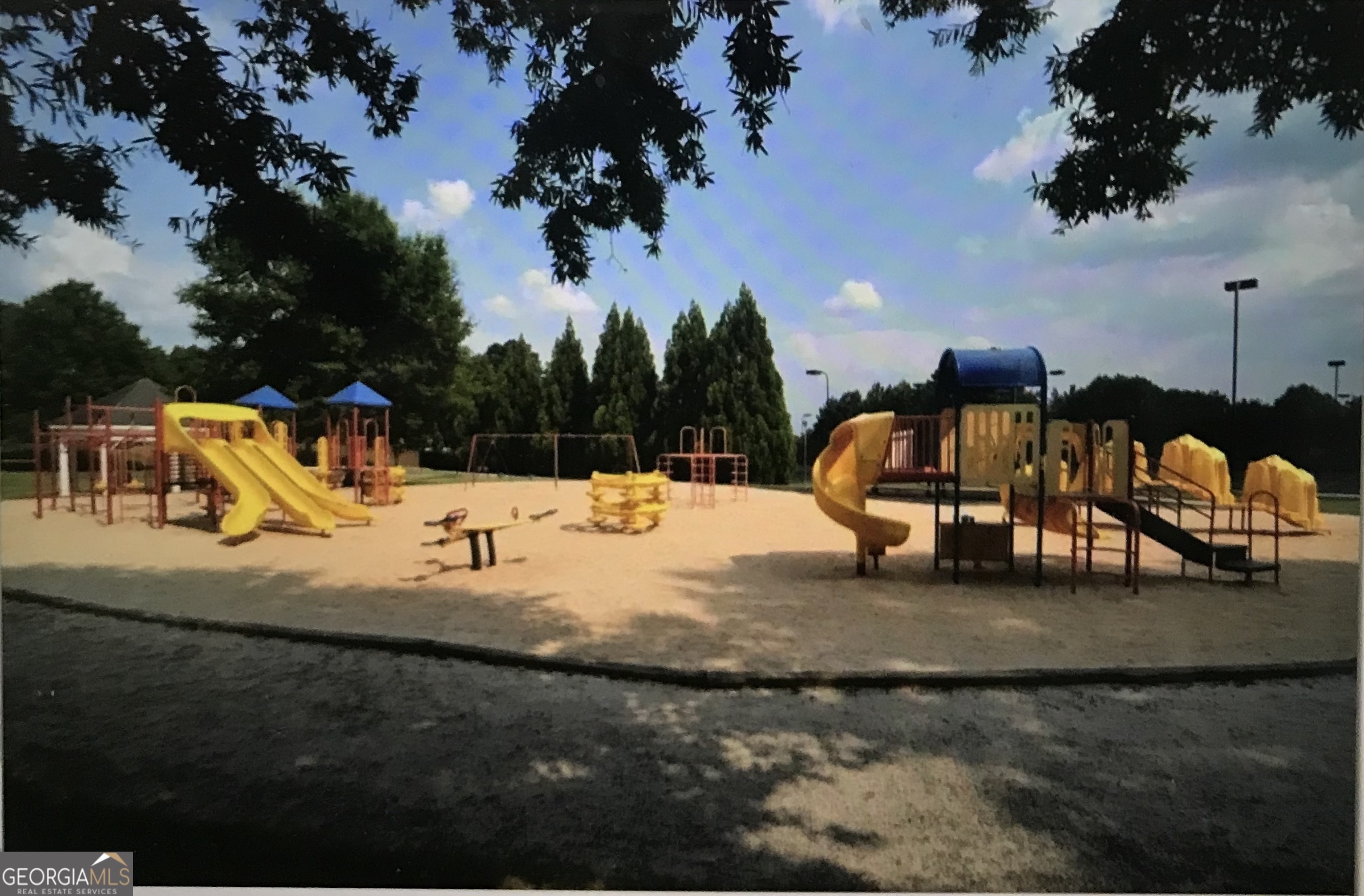 Woodstock, Georgia 30189, United States, 5 Bedrooms Bedrooms, ,4 BathroomsBathrooms,Residential,Pending,8984