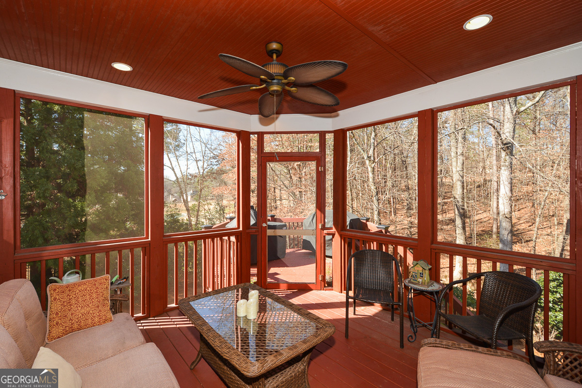 Woodstock, Georgia 30189, United States, 5 Bedrooms Bedrooms, ,4 BathroomsBathrooms,Residential,Pending,8984