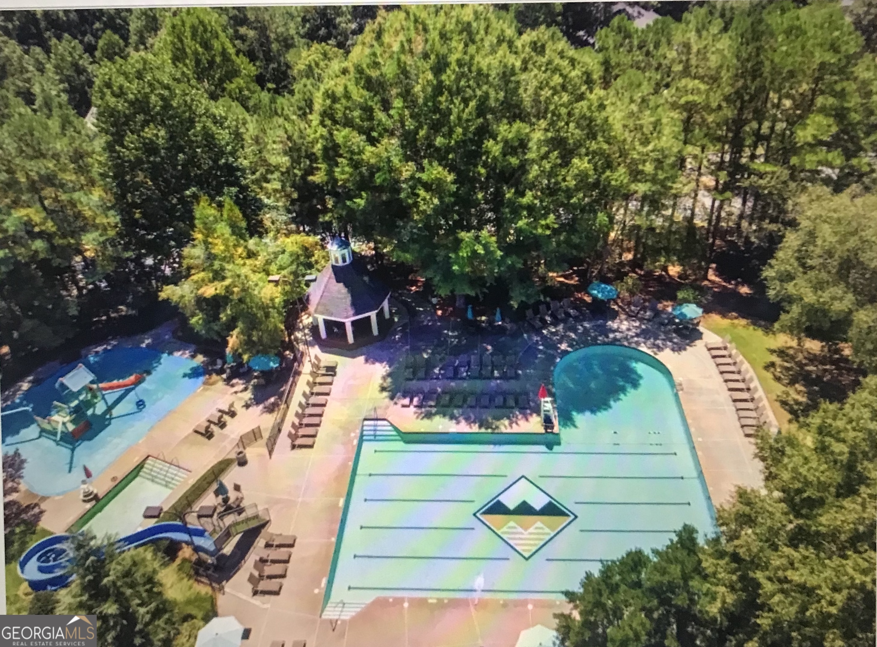 Woodstock, Georgia 30189, United States, 5 Bedrooms Bedrooms, ,4 BathroomsBathrooms,Residential,Pending,8984