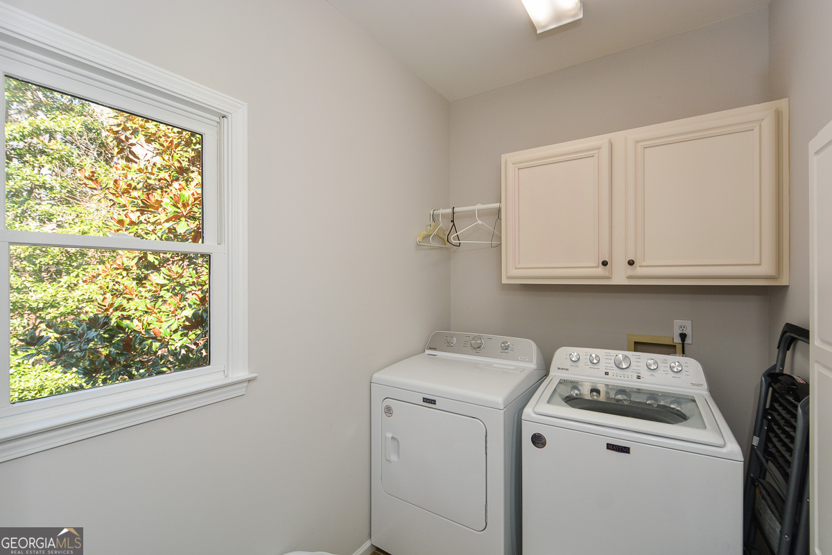 Woodstock, Georgia 30189, United States, 5 Bedrooms Bedrooms, ,4 BathroomsBathrooms,Residential,Pending,8984