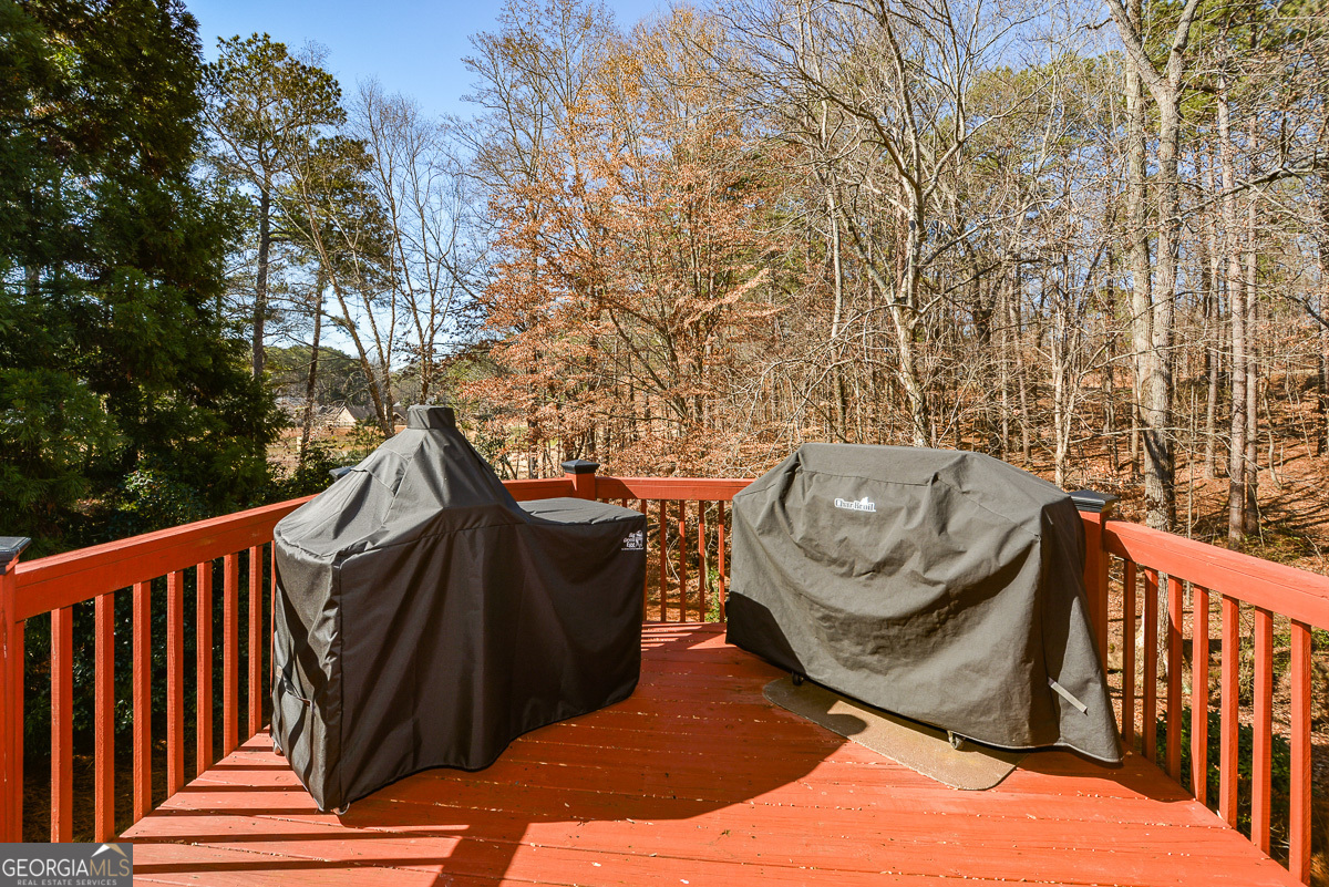 Woodstock, Georgia 30189, United States, 5 Bedrooms Bedrooms, ,4 BathroomsBathrooms,Residential,Pending,8984