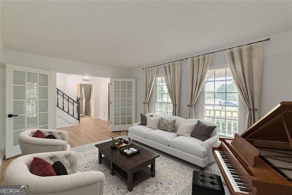 2011 Old Peachtree RD NW