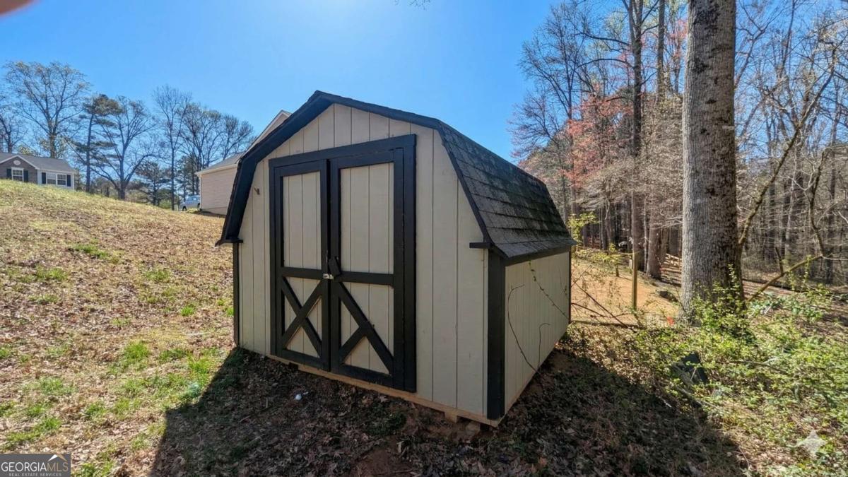 3255 Deer Valley DR NW