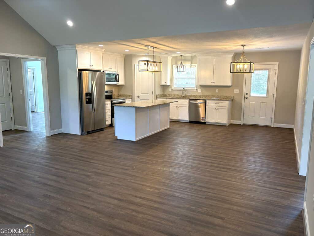 Photo of 221 Buckingham Parc Circle, East Dublin, GA 31027 (MLS # 10826212)