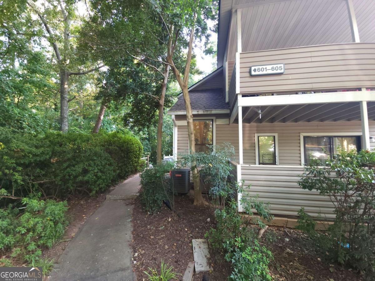 Wynnes Ridge - Residential Lease