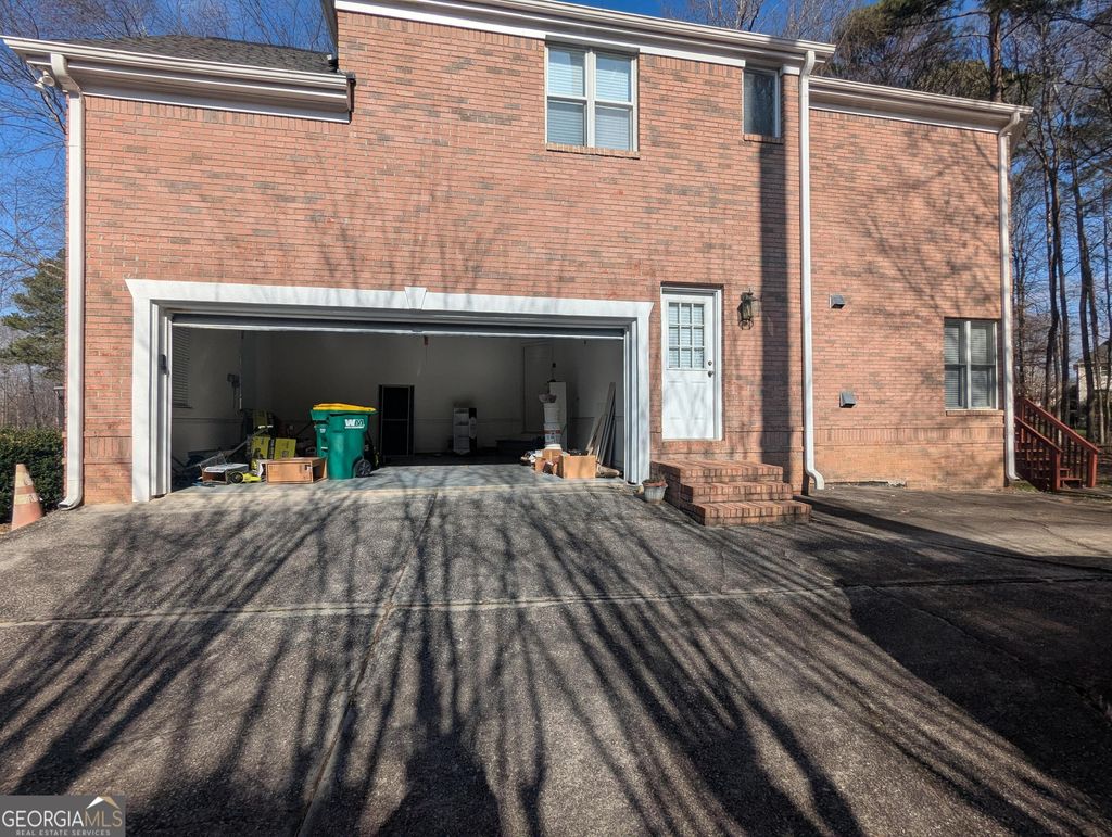 Photo of 5235 Chaversham Lane, Peachtree Corners, GA 30092 (MLS # 10686438)