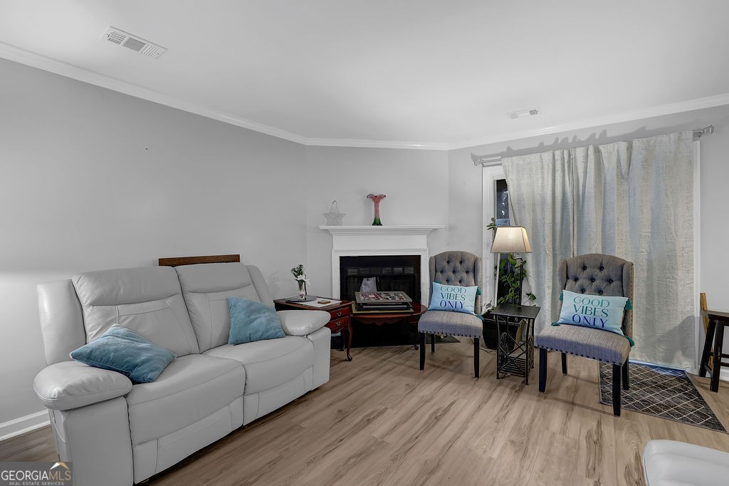 Pleasant Oaks Townhomes - Residential