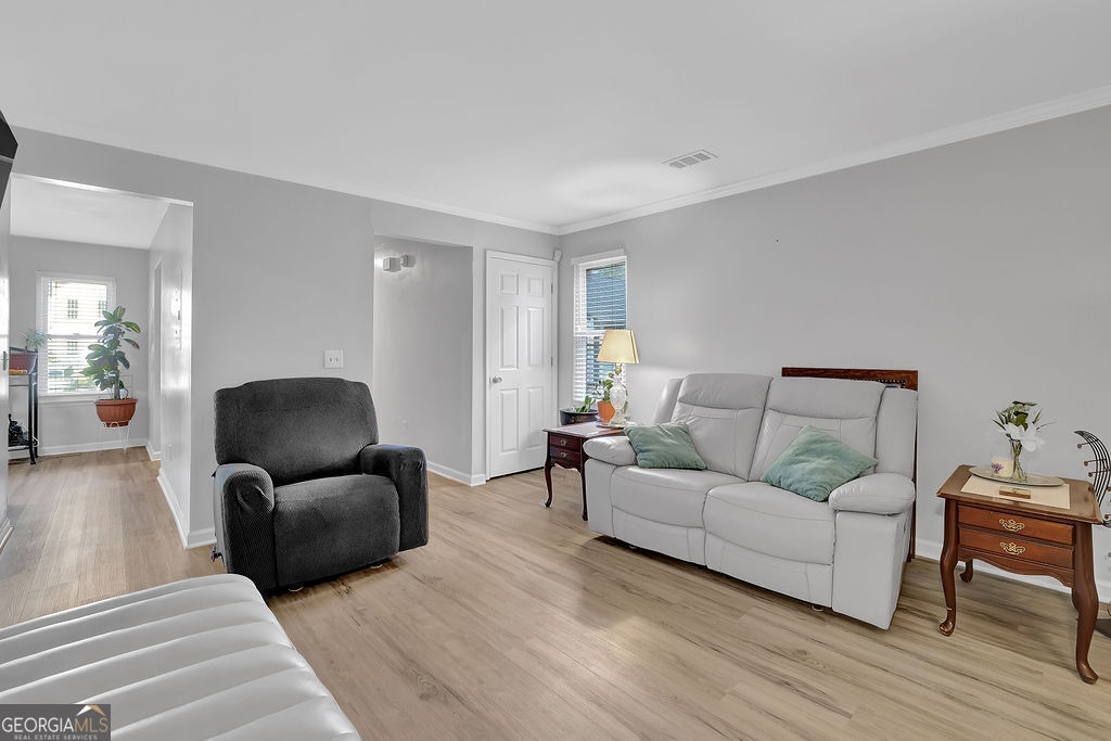 Pleasant Oaks Townhomes - Residential