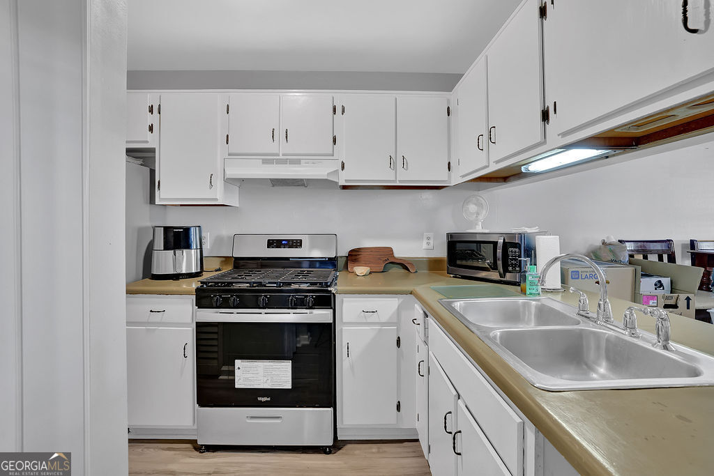 Pleasant Oaks Townhomes - Residential