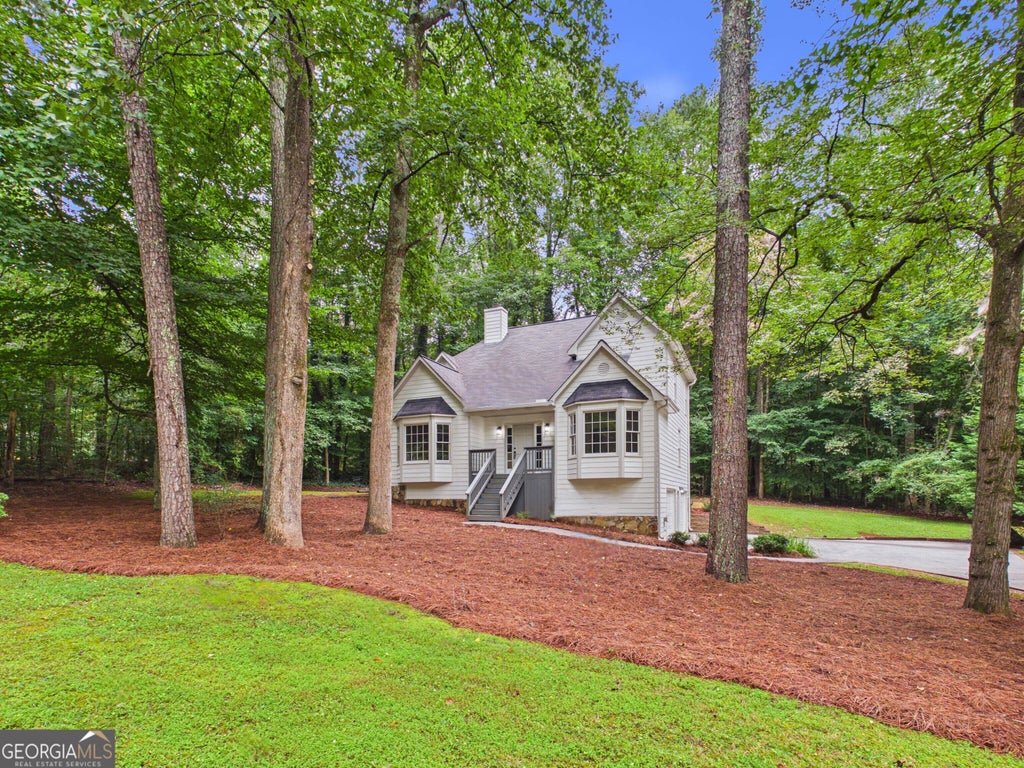 Photo of 2855 Autumn Drive, Canton, GA 30115 (MLS # 10821931)