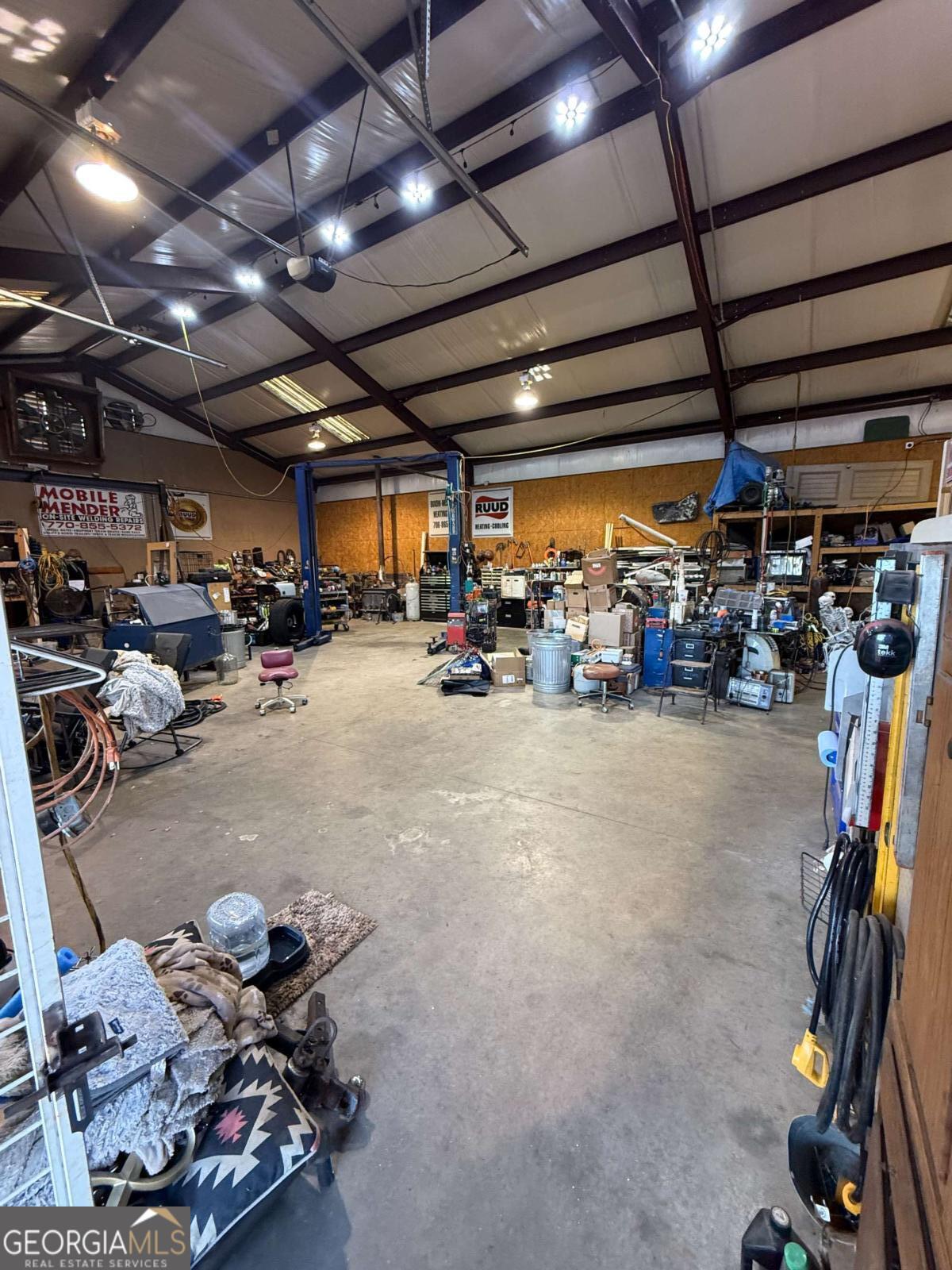 7656 Duncan Bridge RD