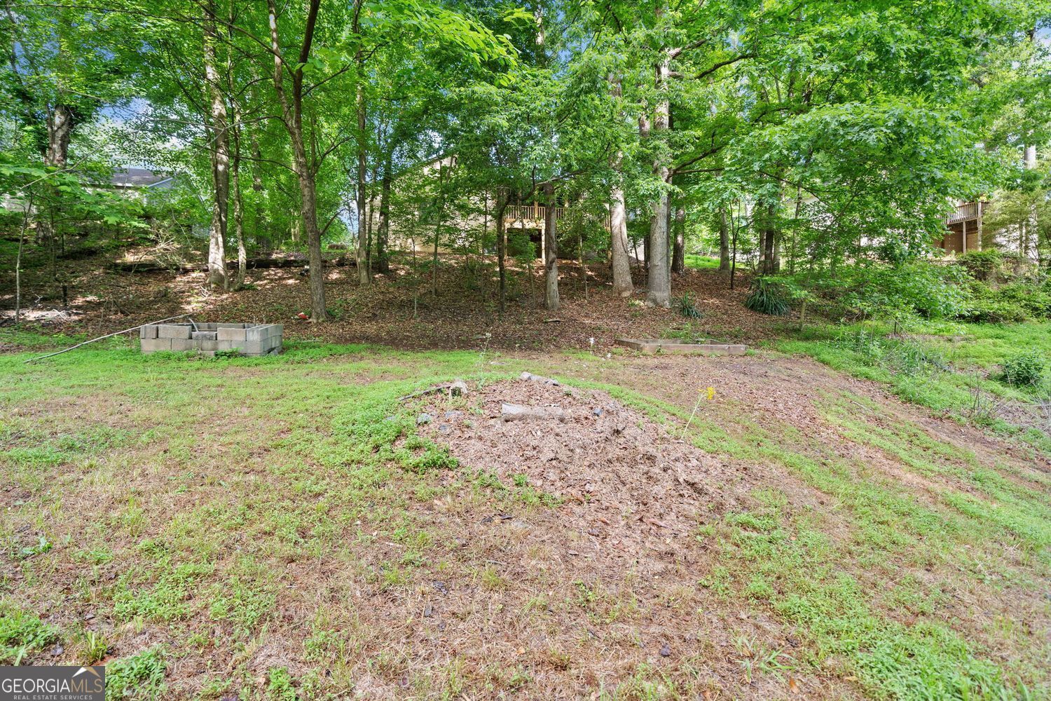 RIVERCHASE - Residential