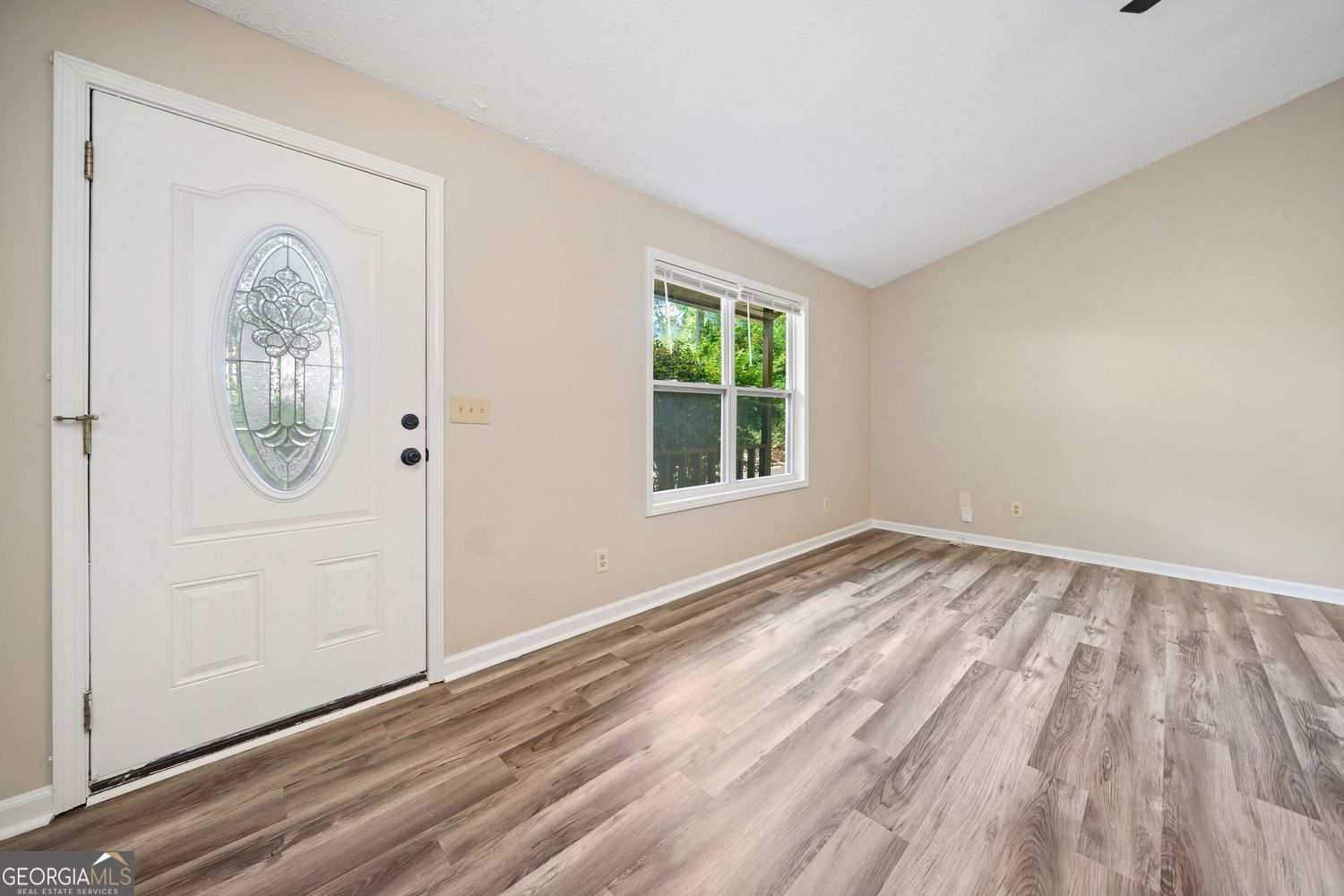162 Riverchase DR