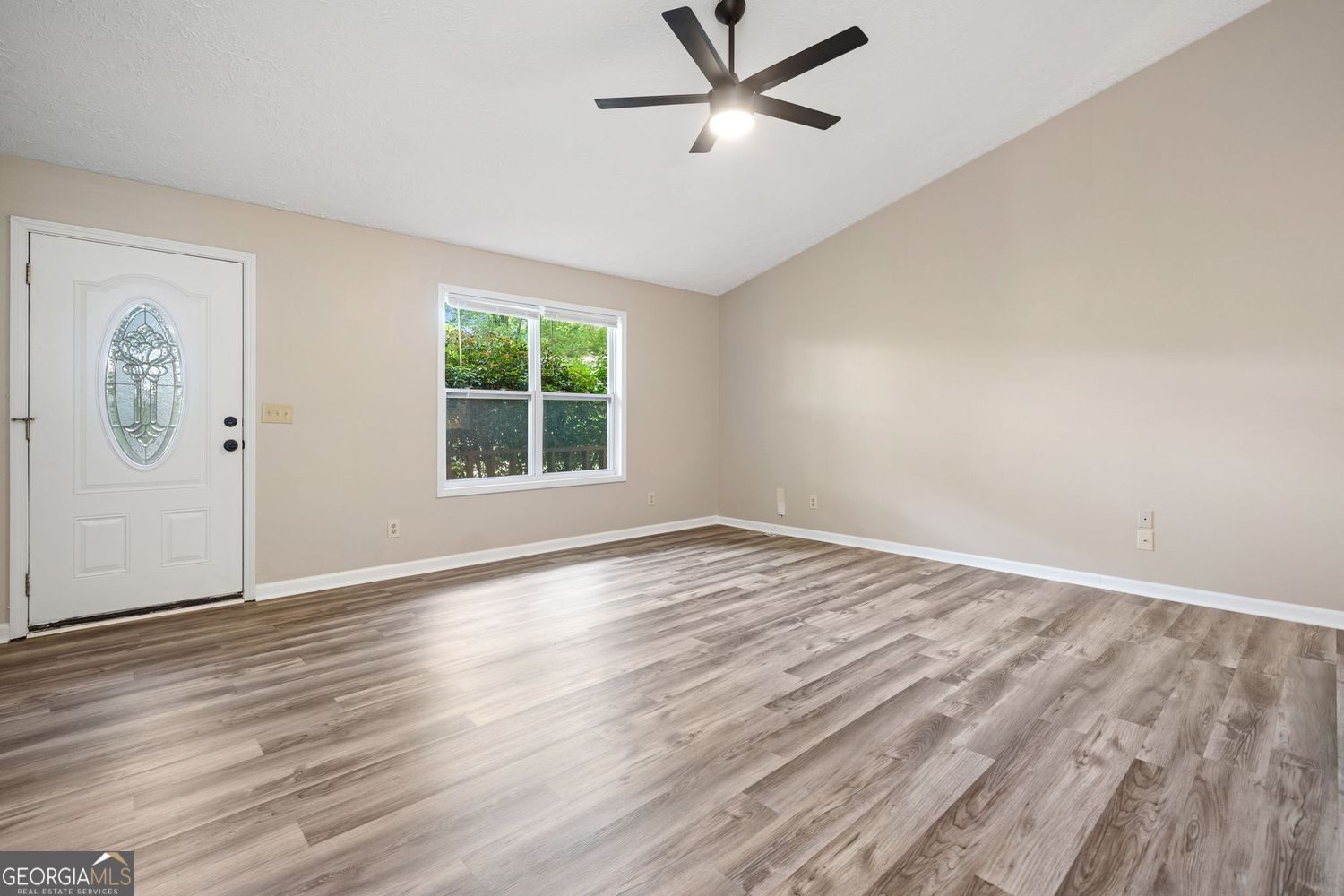 162 Riverchase DR