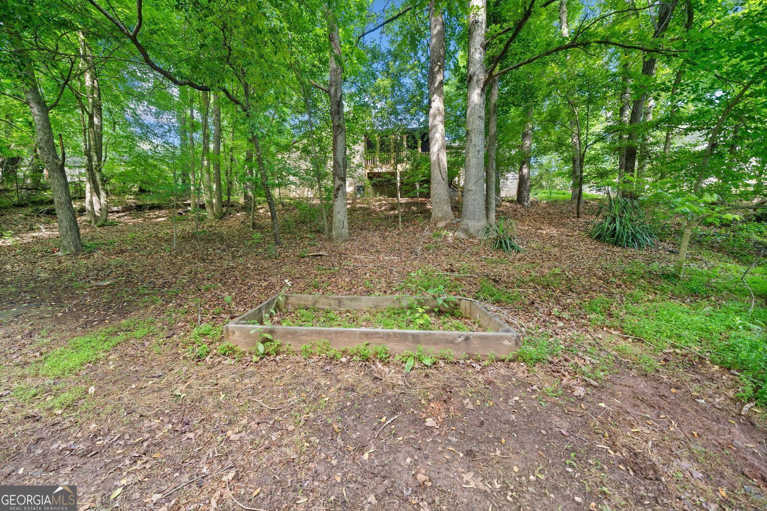 RIVERCHASE - Residential