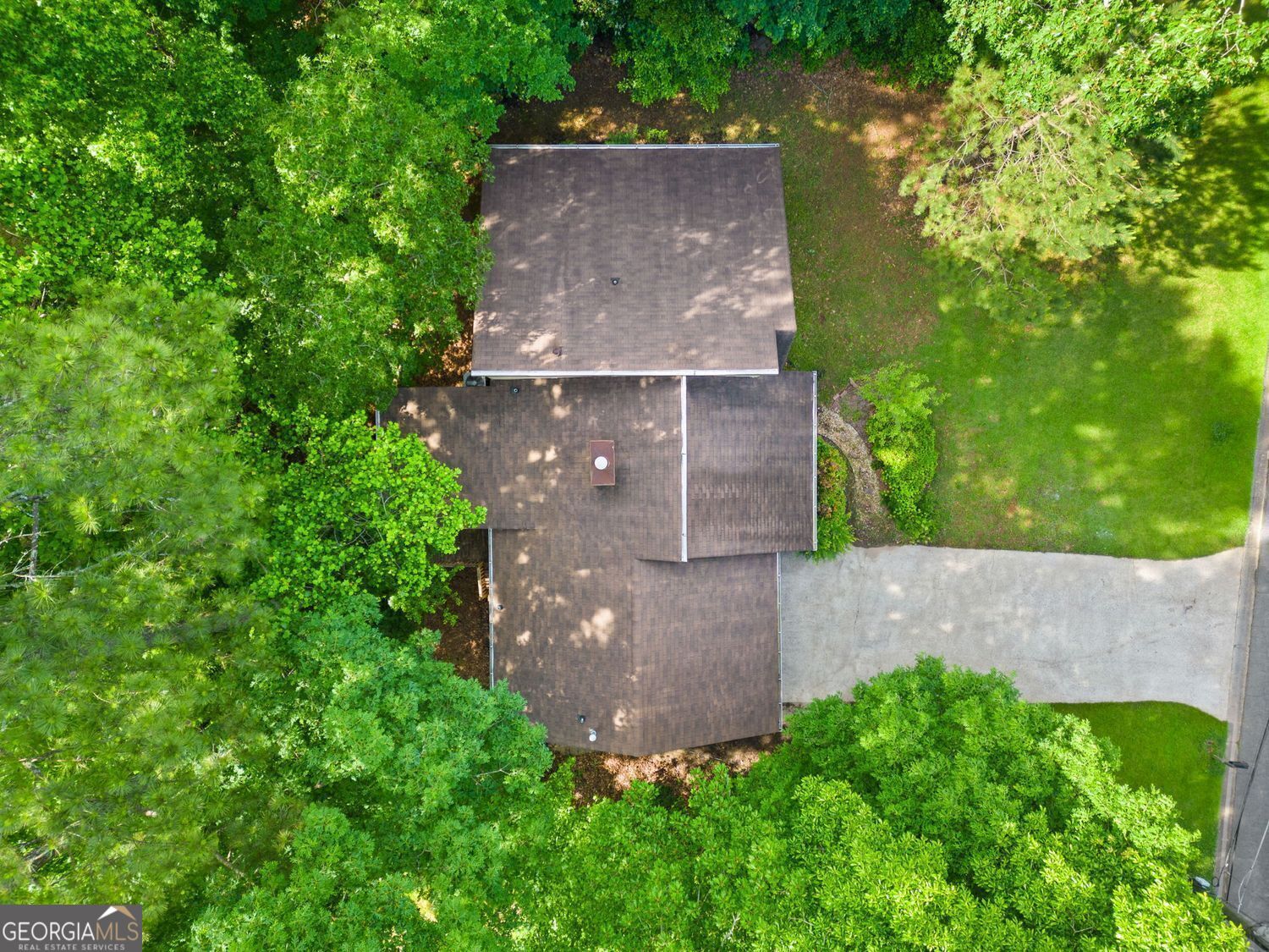 RIVERCHASE - Residential