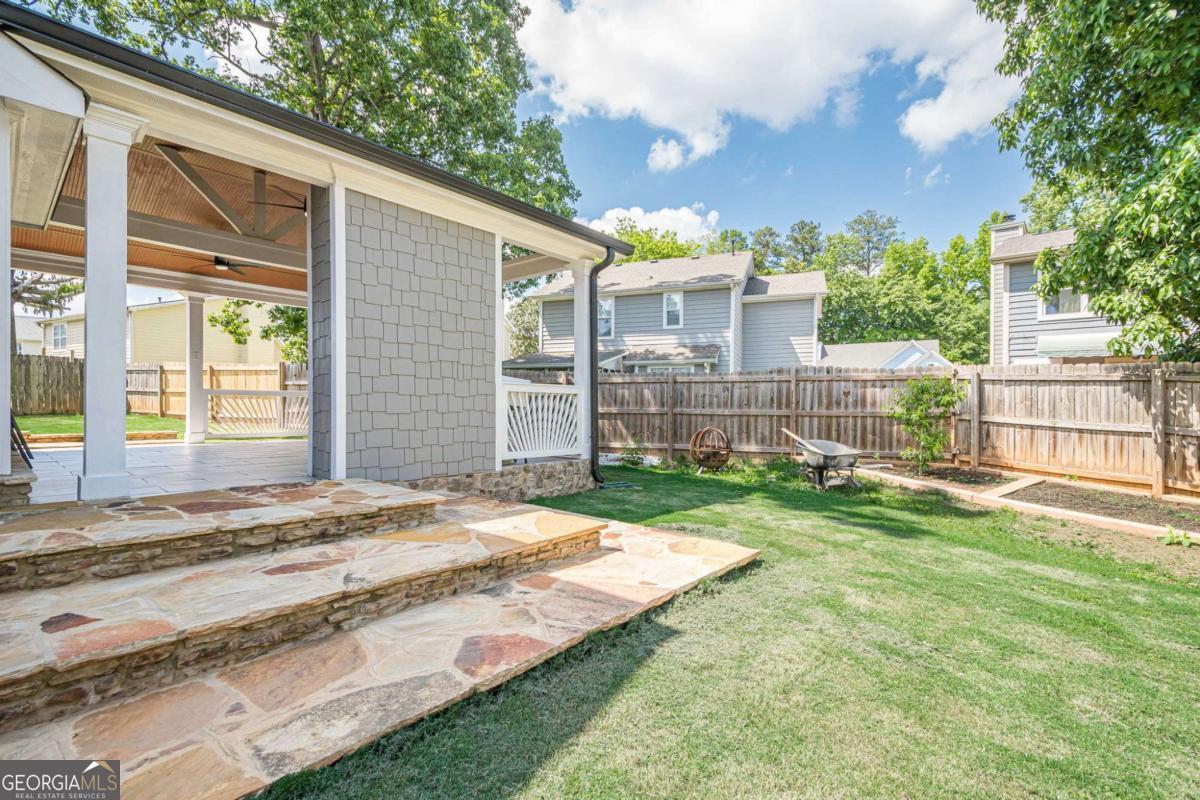 Summer Lake - Residential
