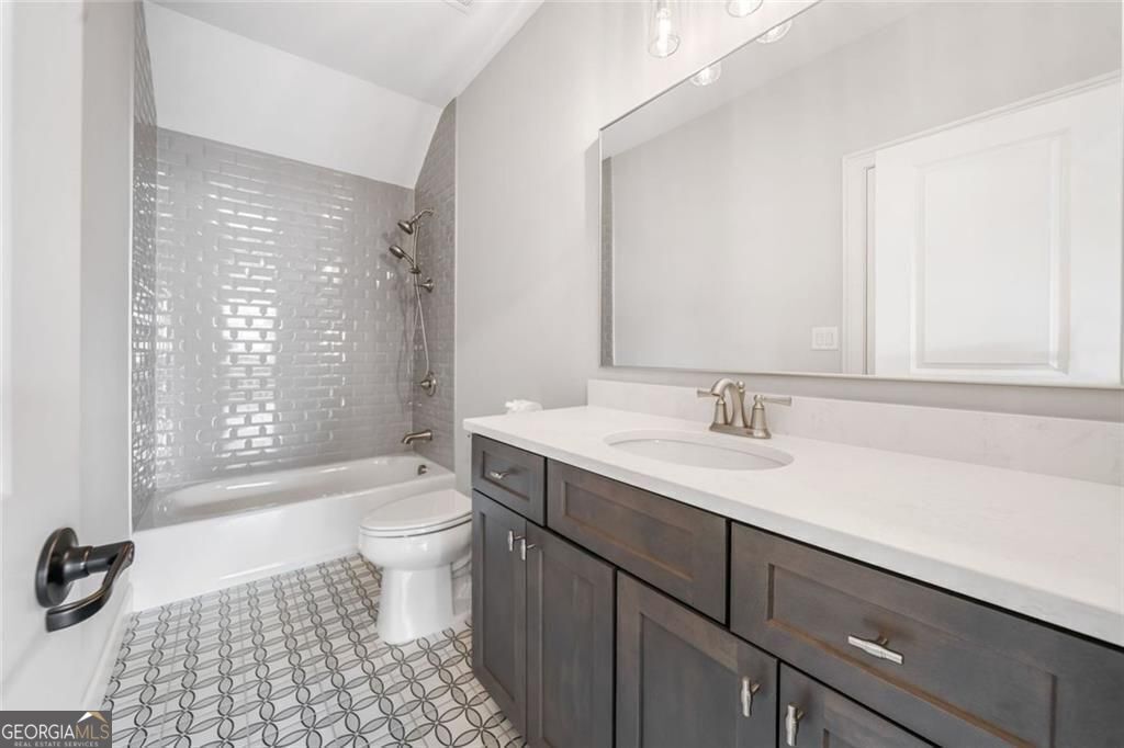The Enclave At Collier - Residential