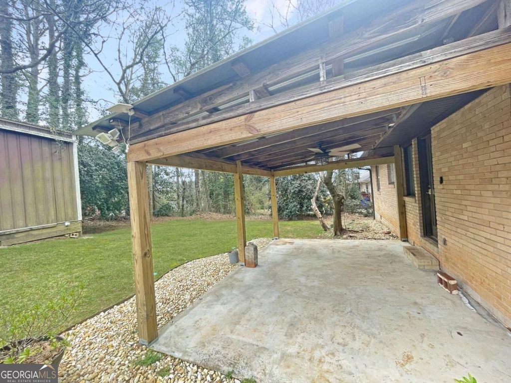 Photo of 481 Virginia Place SE, Marietta, GA 30067 (MLS # 10737790)