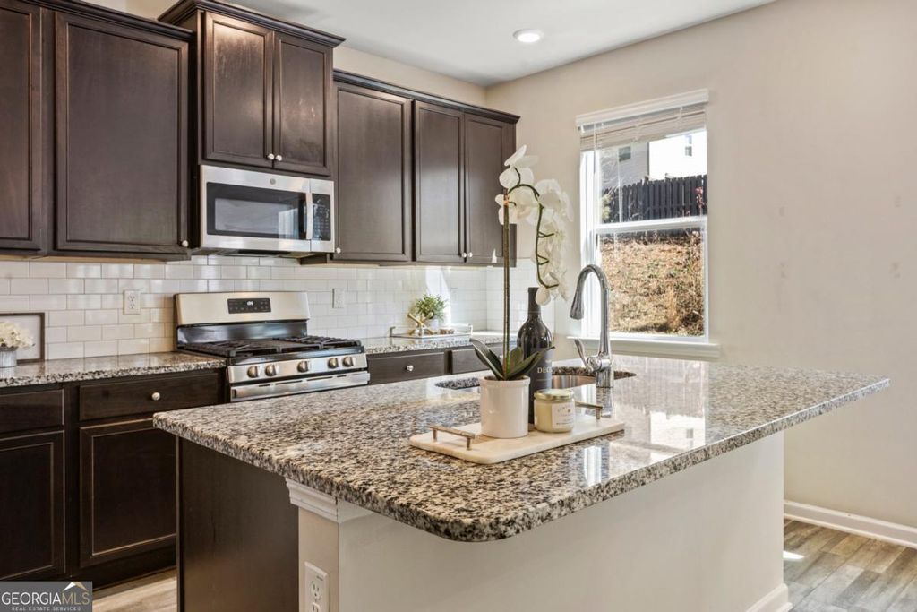 Photo of 315 Coverview Court, Jonesboro, GA 30238 (MLS # 10723169)