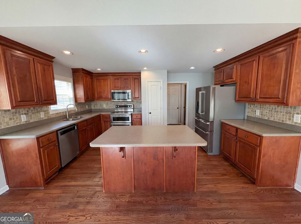 Photo of 179 Raven Ridge, Jefferson, GA 30549 (MLS # 10694229)