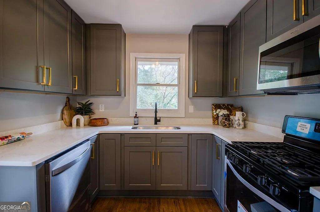Peachtree Hills - Residential Lease