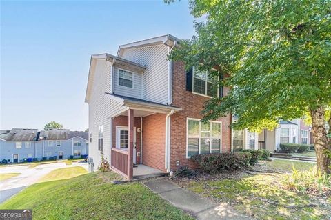 Photo of 117 Hawkeye Lane NW, Conyers, GA 30012 (MLS # 10608213)