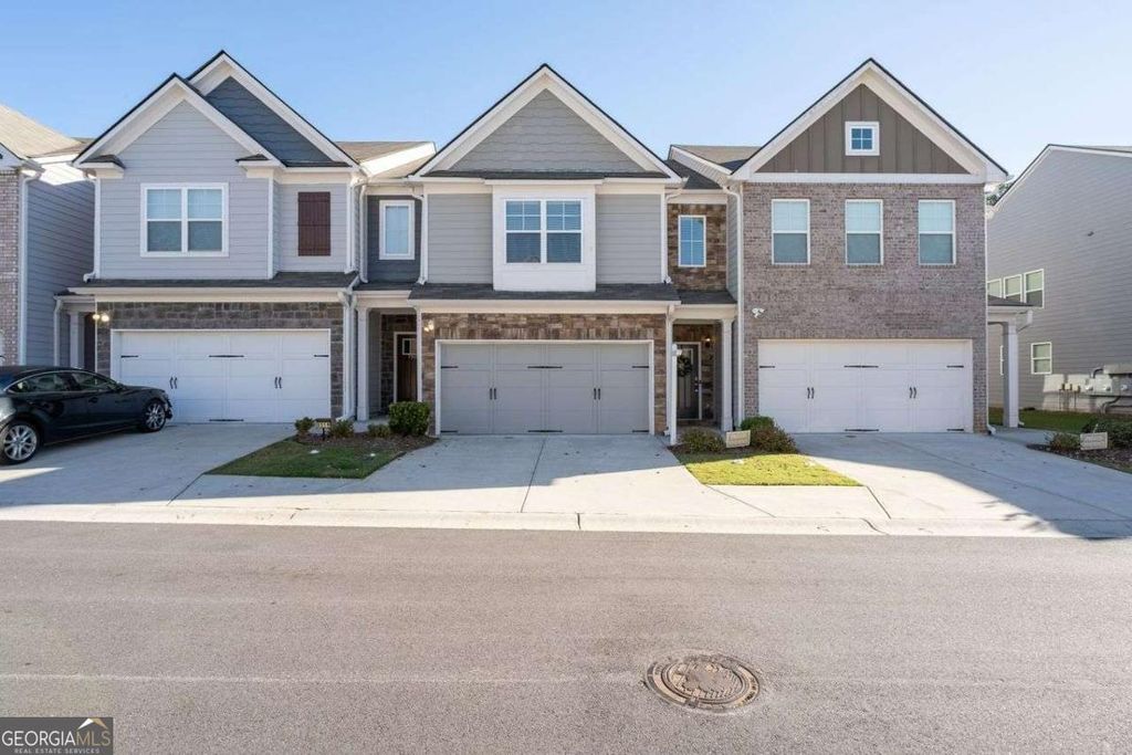 Photo of 5317 RADFORD Loop, Fairburn, GA 30213 (MLS # 10625112)