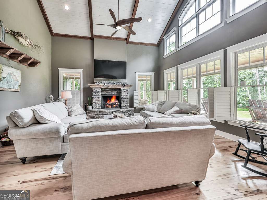 4454 Damascus RD